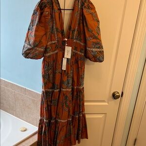 Love the Label Rust Floral Puff-Sleeve Midi Dress